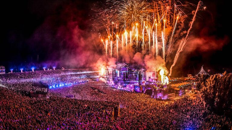 Tomorrowland công bố lễ hội âm nhạc trực tuyến “siêu to khổng lồ”!