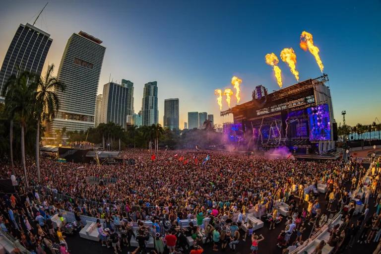 Siêu lễ hội Ultra Miami 2023 gây choáng hàng triệu ravers với dàn line-up đợt 1